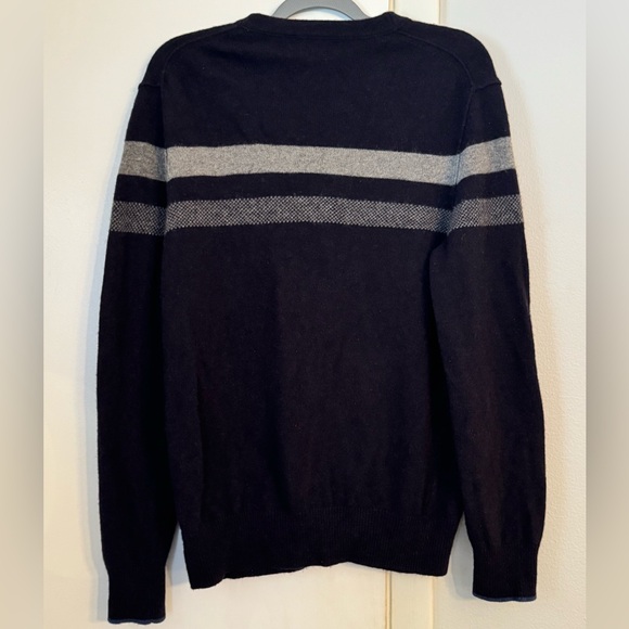 Men's Merino wool Cardigan in Navy blue Gray Stripes Sz M Preppy Casual - Picture 7 of 9